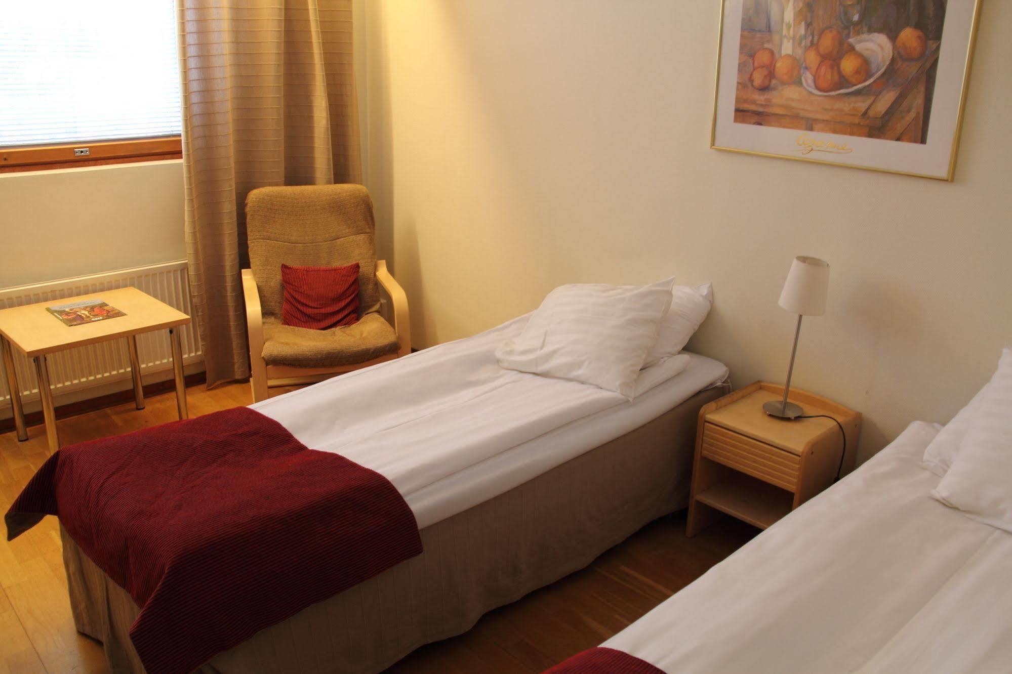 Hotel Hermica タンペレ エクステリア 写真